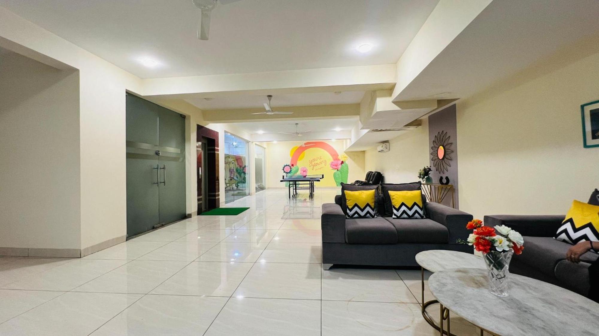 Bluo Studio2 Golf Course Road - Gym, Terrace Garden Gurgaon Ngoại thất bức ảnh